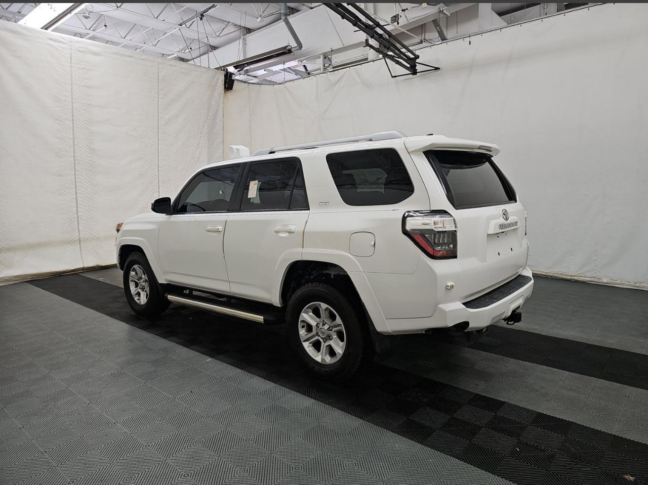 Toyota 4Runner SR5 4WD 2018