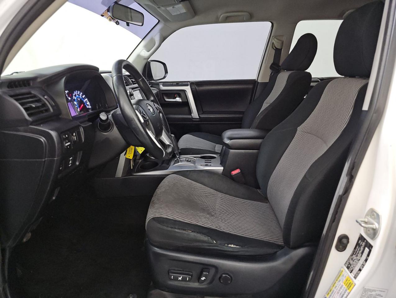 Toyota 4Runner SR5 4WD 2018