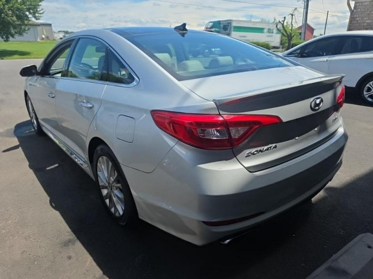 Hyundai Sonata Limited 4D Sedan 2.4 2015