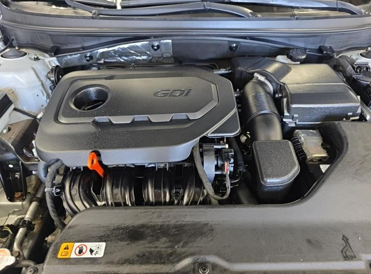 Hyundai Sonata Limited 4D Sedan 2.4 2015