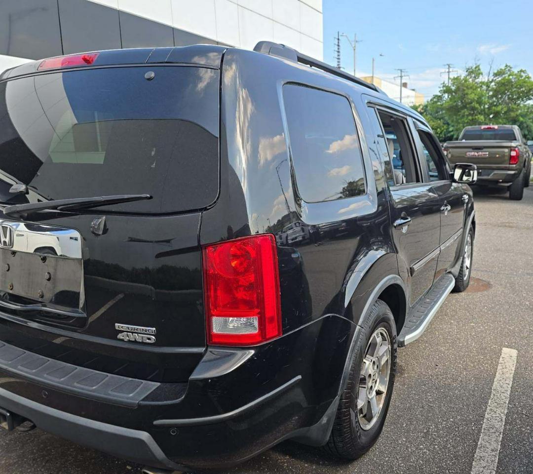 Honda Pilot Touring 4WD with DVD 2009