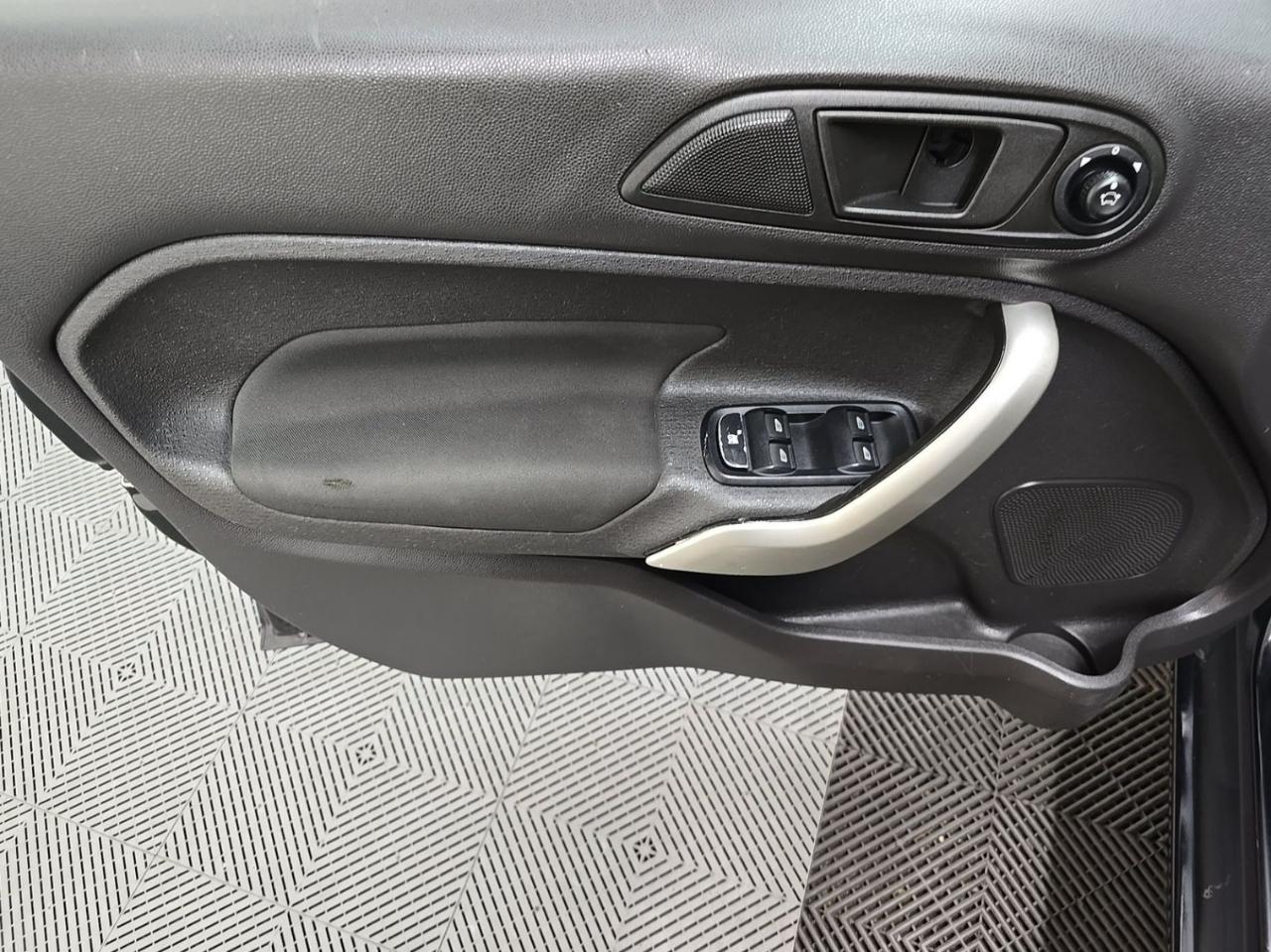 Ford Fiesta SE Hatchback 2019