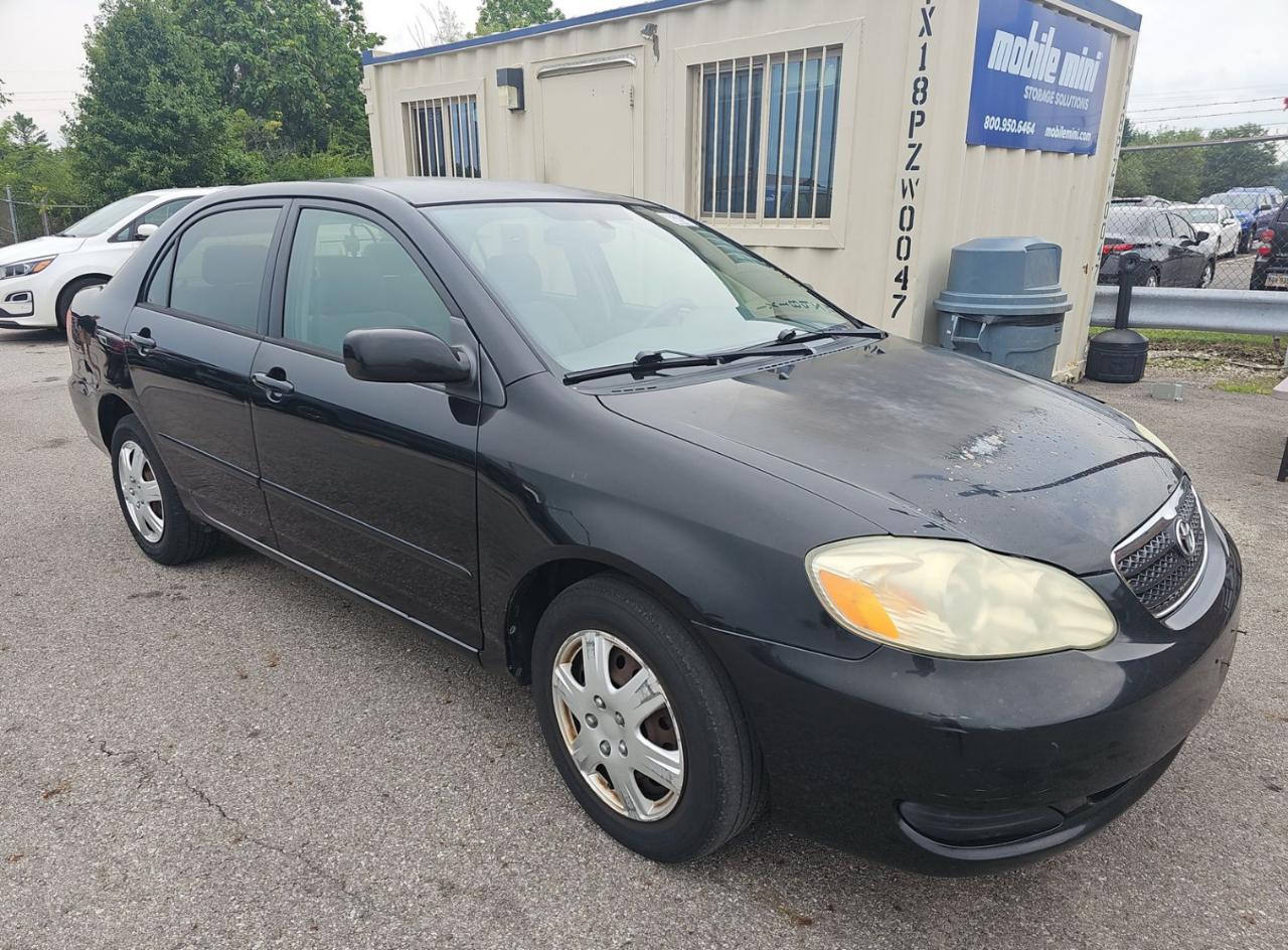 Toyota Corolla LE 2005