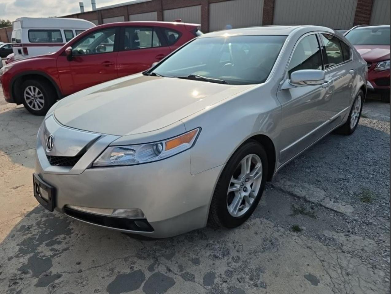 Acura TL 5-Speed AT with Tech Package 2010