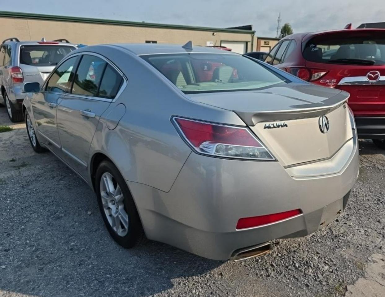 Acura TL 5-Speed AT with Tech Package 2010