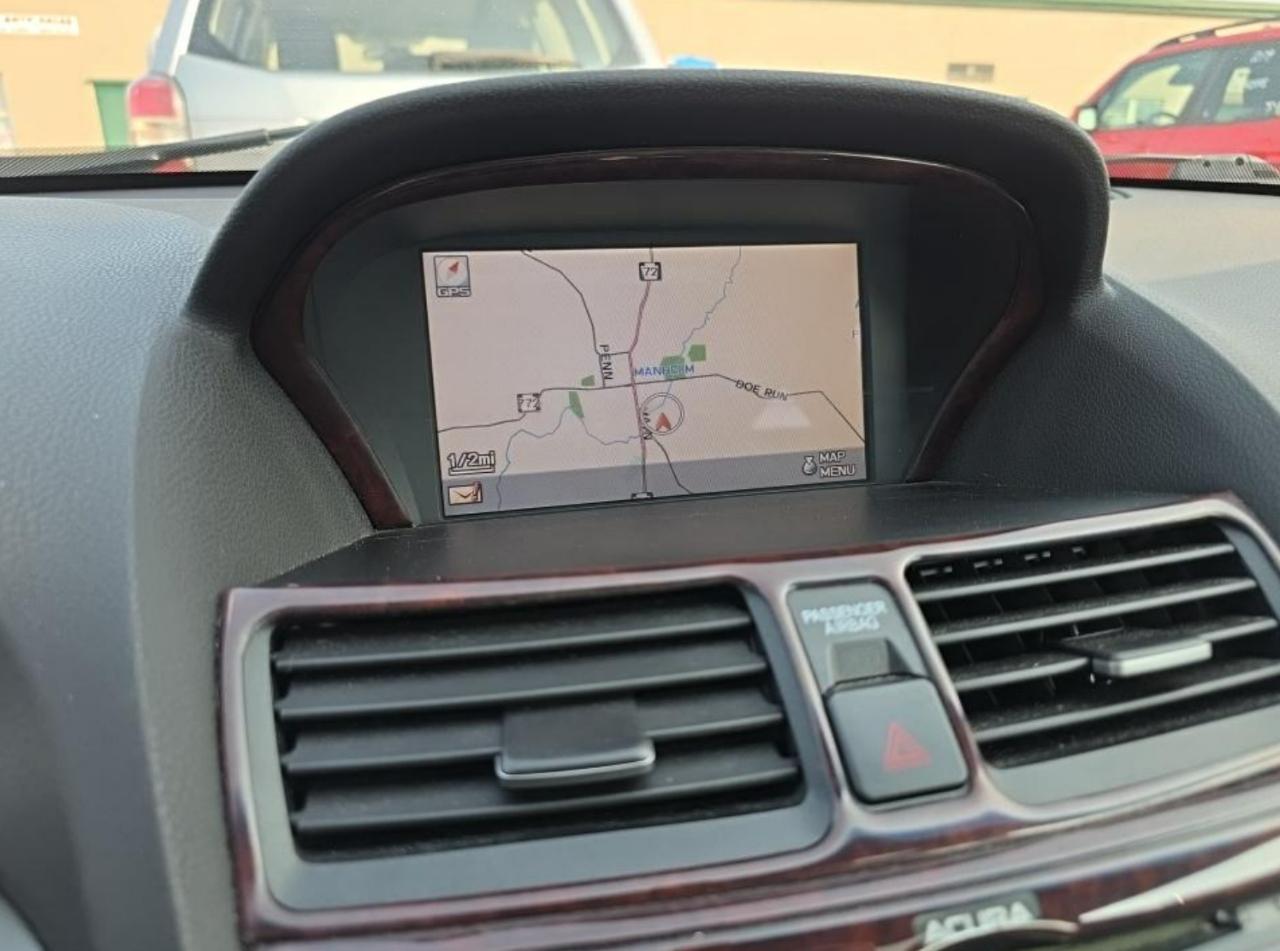 Acura TL 5-Speed AT with Tech Package 2010