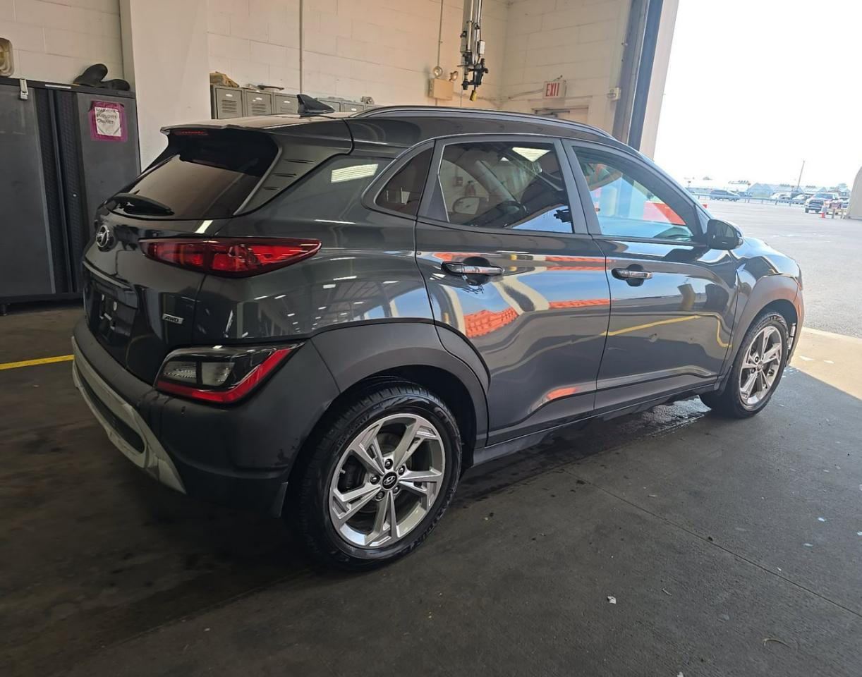 Hyundai Kona SEL AWD 2022