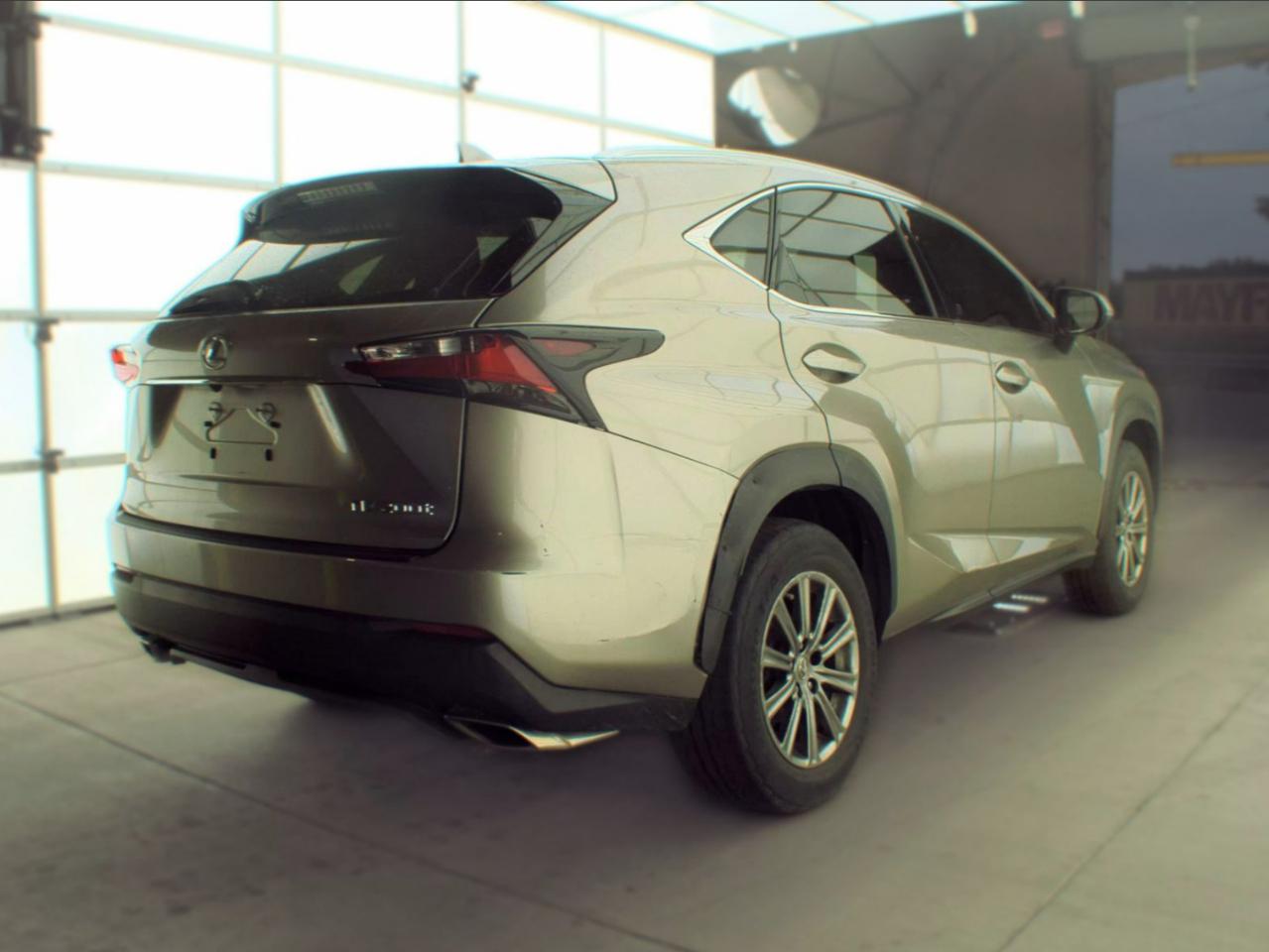 Lexus NX 200t FWD 2016