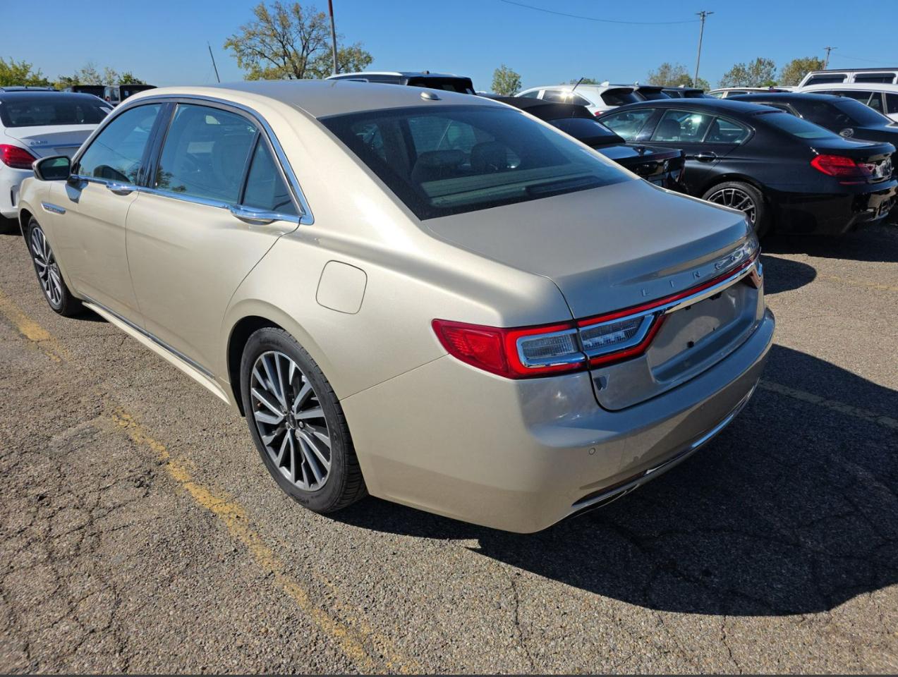 Lincoln Continental Select 2017