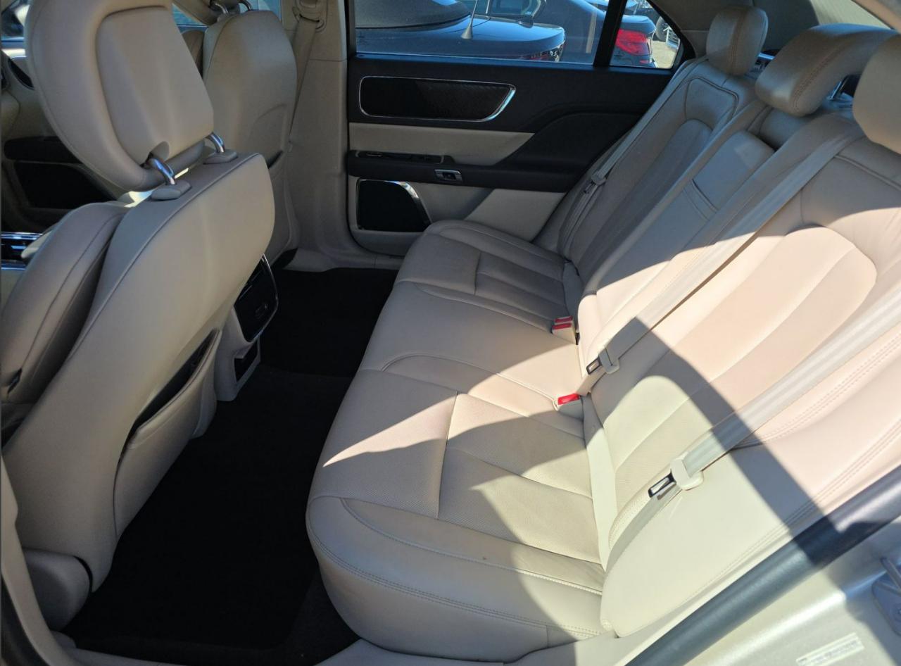Lincoln Continental Select 2017
