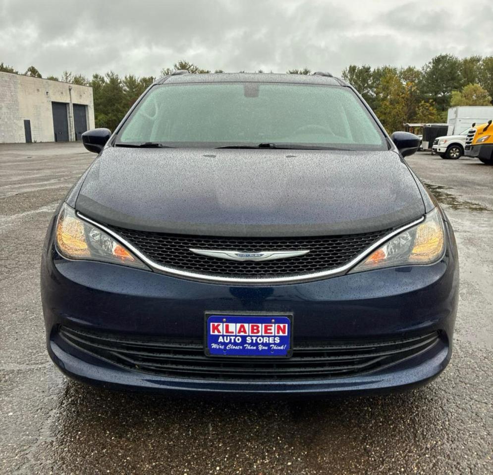 Chrysler Pacifica Touring 2017