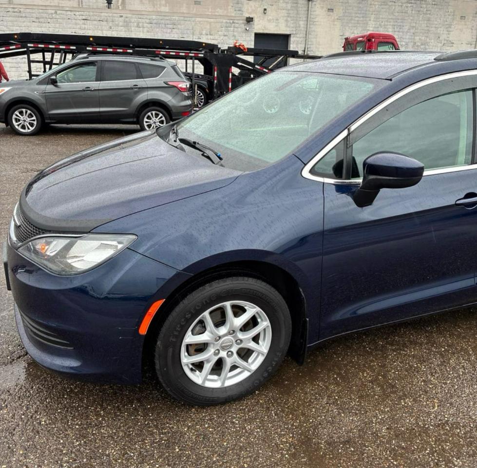 Chrysler Pacifica Touring 2017