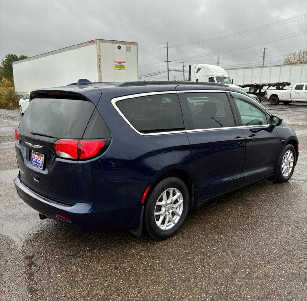 Chrysler Pacifica Touring 2017