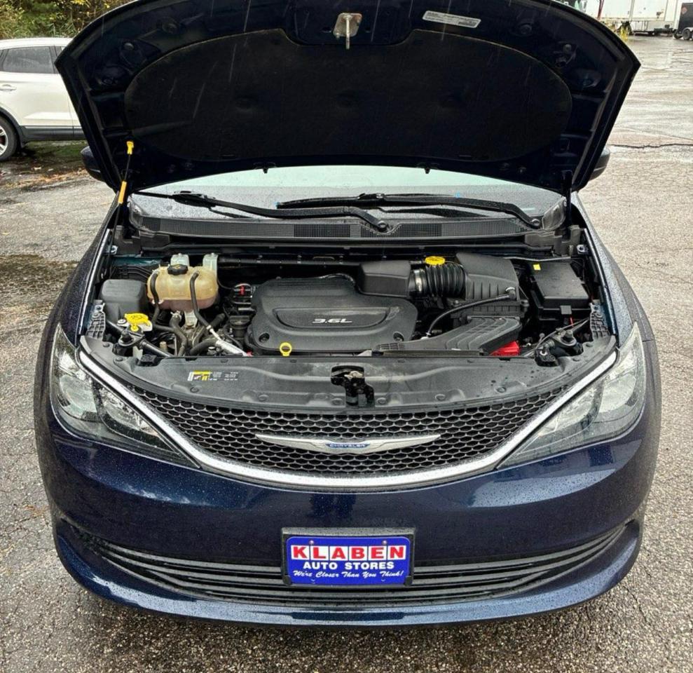 Chrysler Pacifica Touring 2017