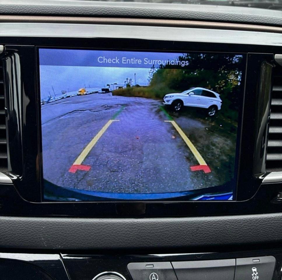 Chrysler Pacifica Touring 2017