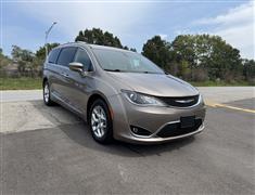 2018 Chrysler Pacifica  2018 Chrysler Pacifica