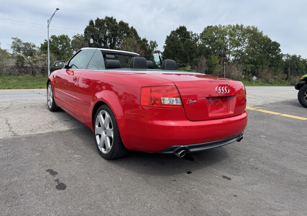 2005 Audi S4 Base photo 21