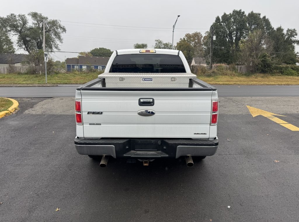 Ford F-150 XL SuperCrew 5.5-ft. Bed 4WD 2012