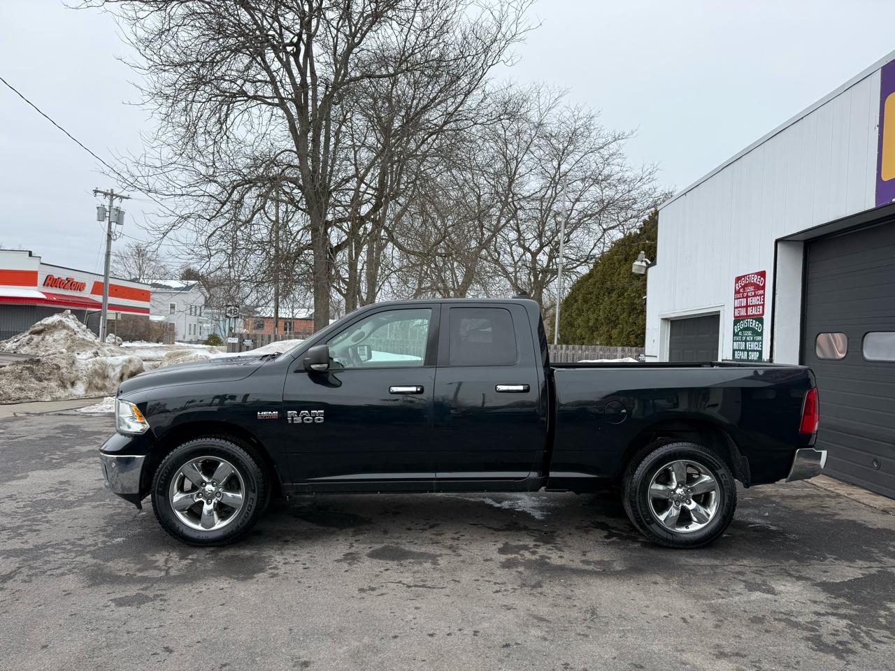 RAM 1500 Big Horn Quad Cab 4WD 2016
