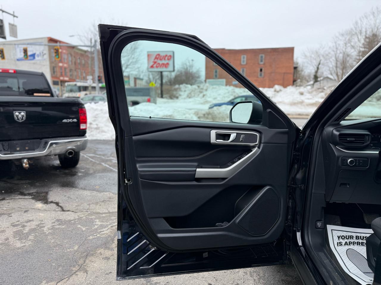 Ford Explorer XLT AWD 2022