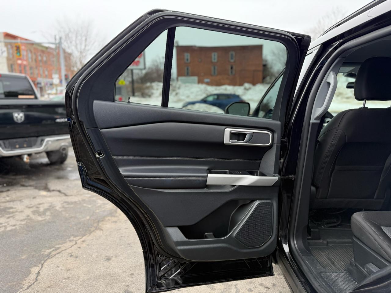 Ford Explorer XLT AWD 2022