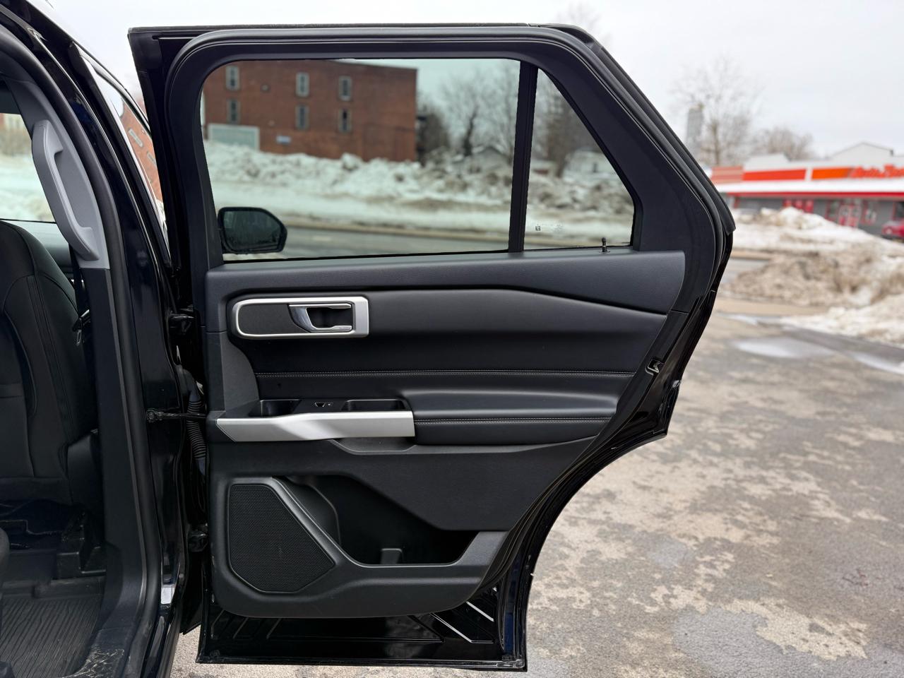 Ford Explorer XLT AWD 2022