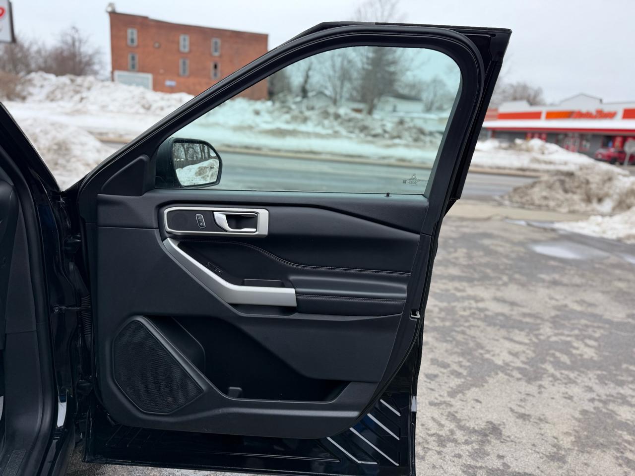 Ford Explorer XLT AWD 2022