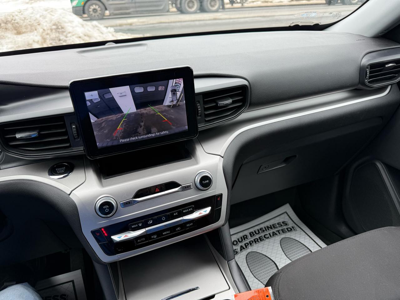 Ford Explorer XLT AWD 2022