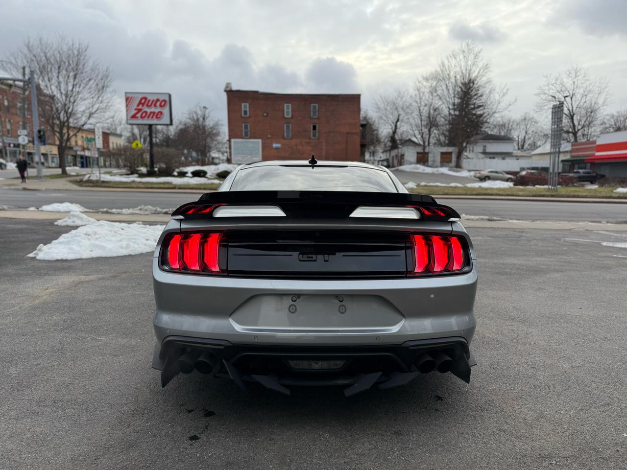 Ford Mustang GT Fastback 2021