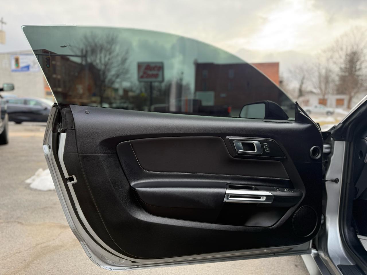 Ford Mustang GT Fastback 2021