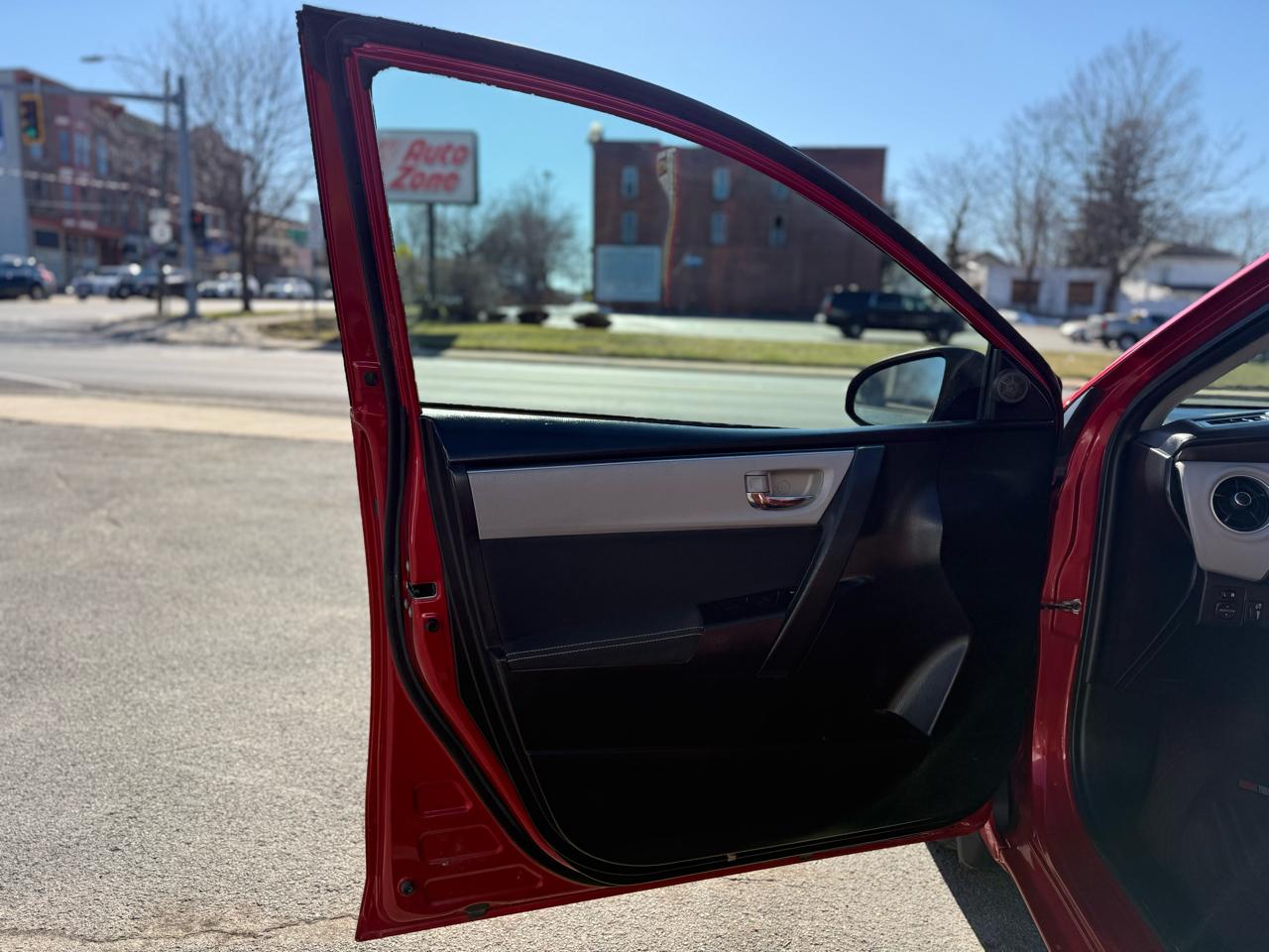 Toyota Corolla LE 2018