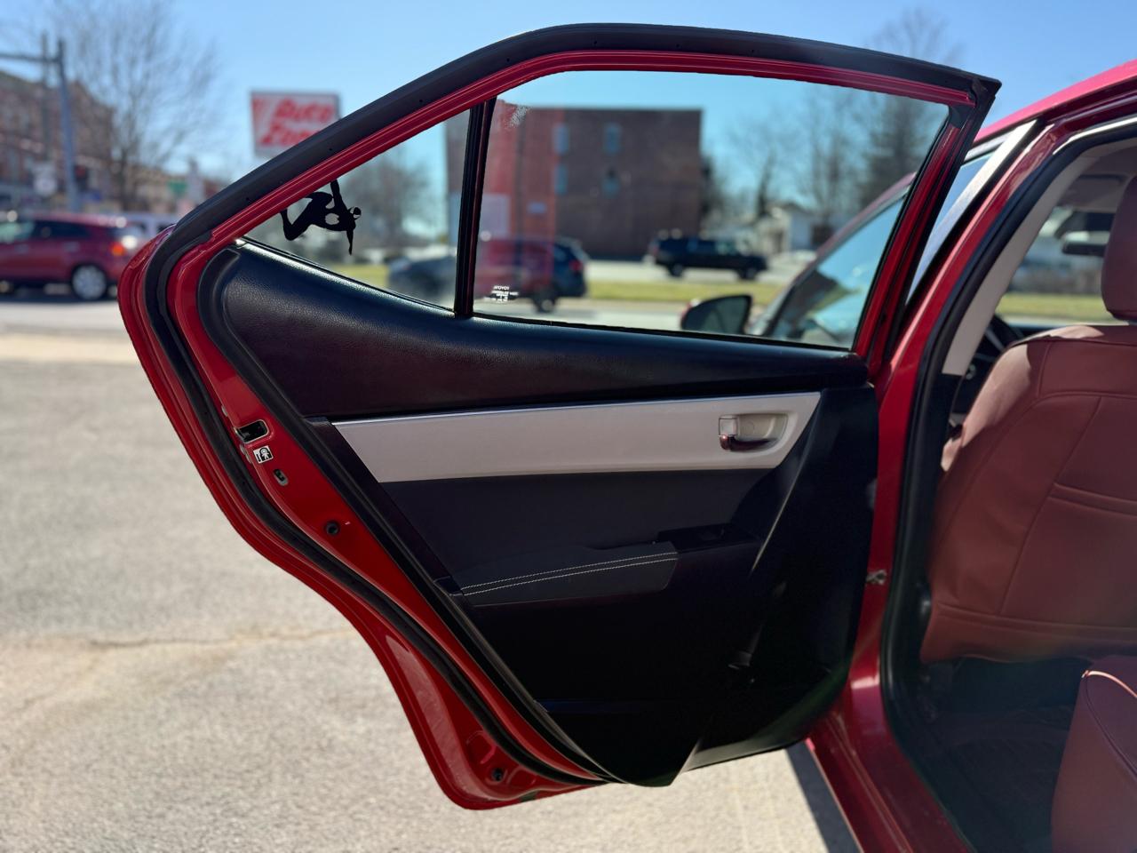 Toyota Corolla LE 2018