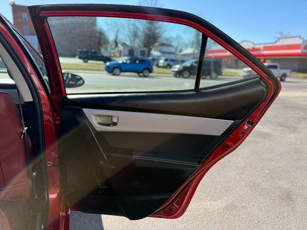 Toyota Corolla LE 2018