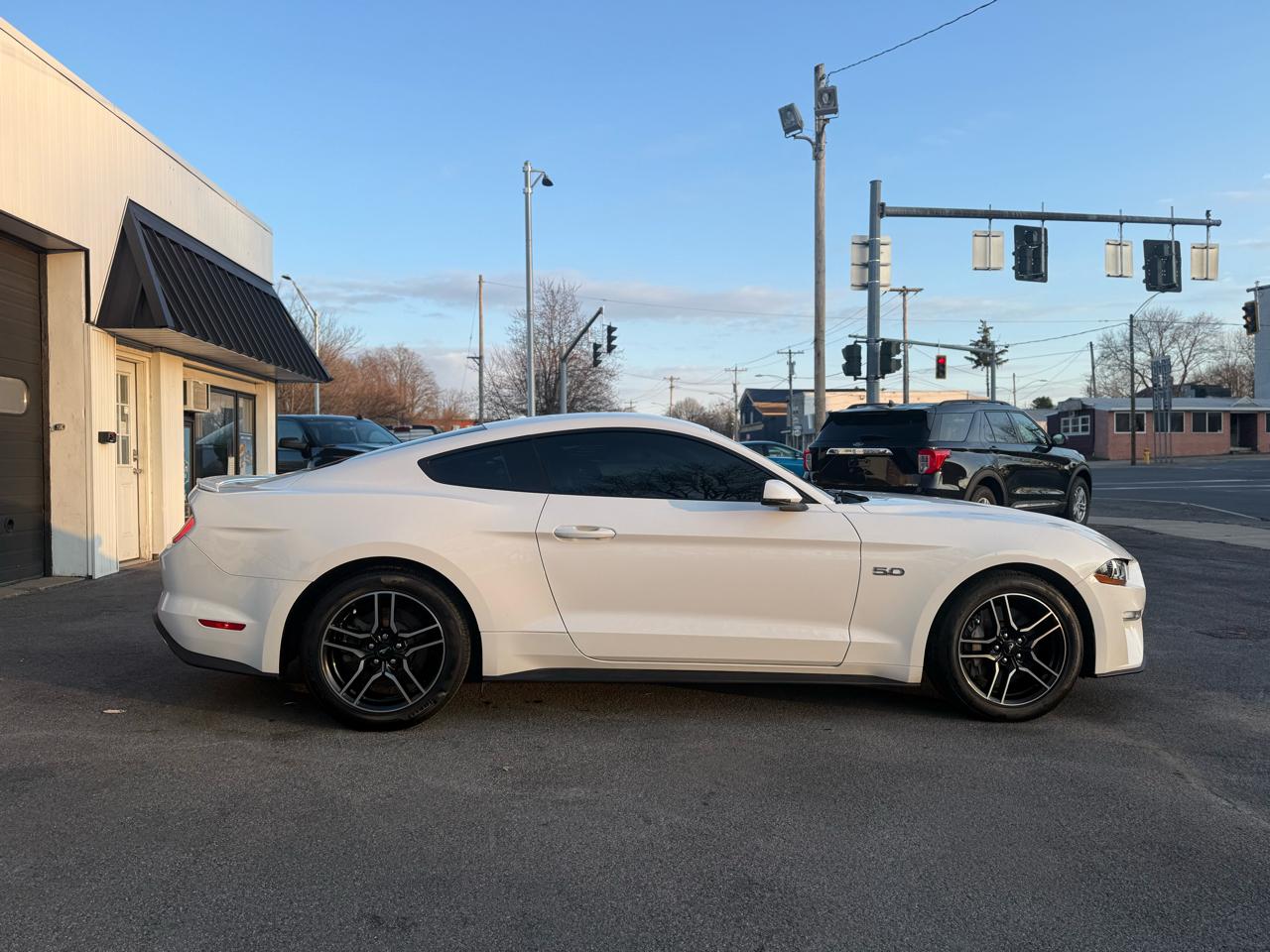 Ford Mustang GT Premium Coupe 2019