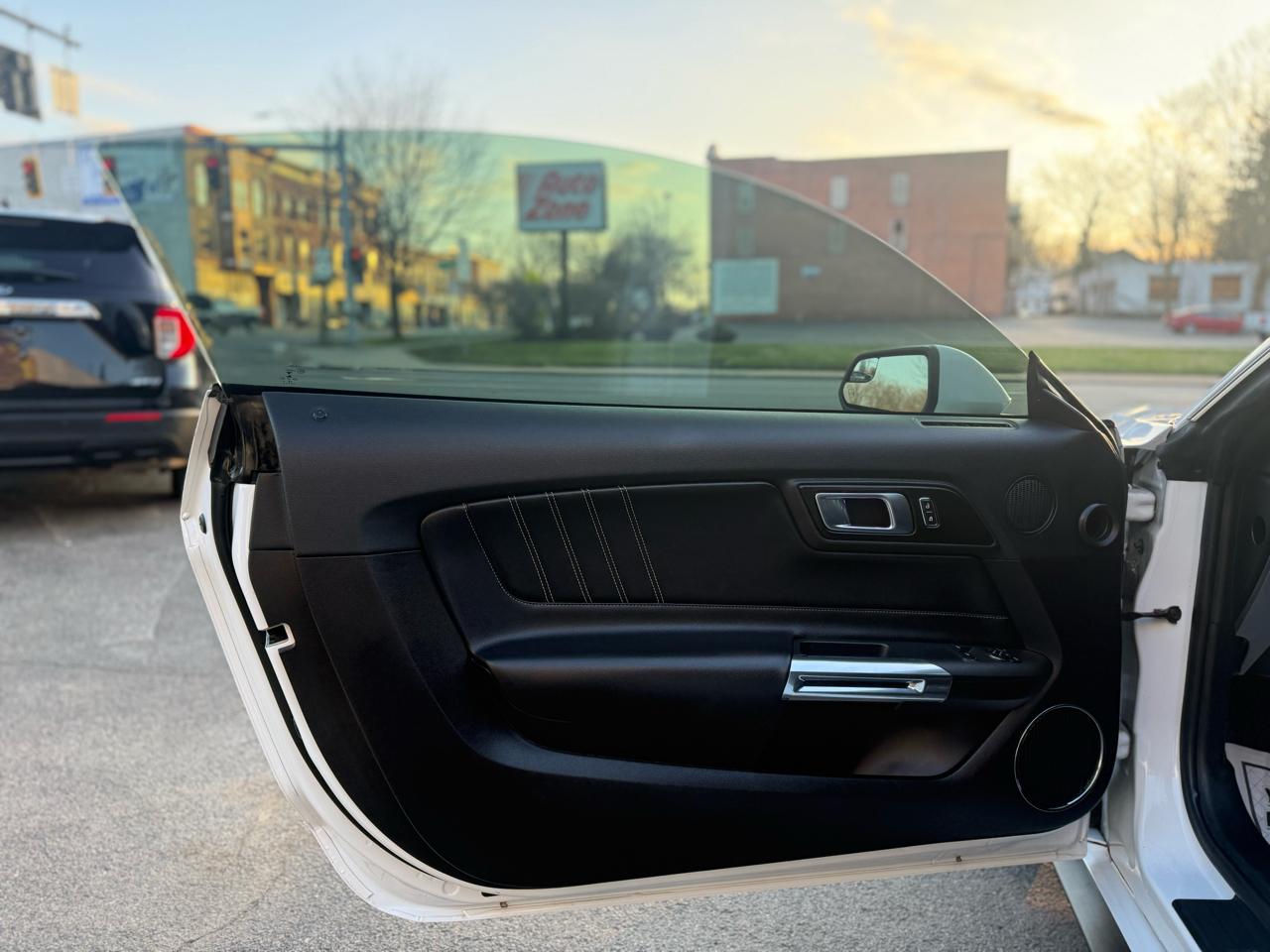 Ford Mustang GT Premium Coupe 2019