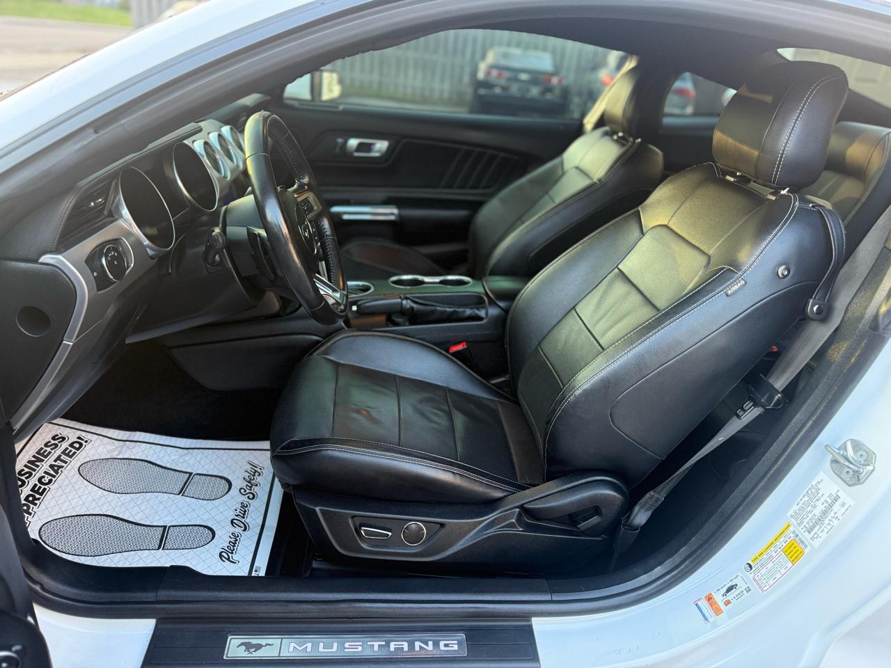 Ford Mustang GT Premium Coupe 2019