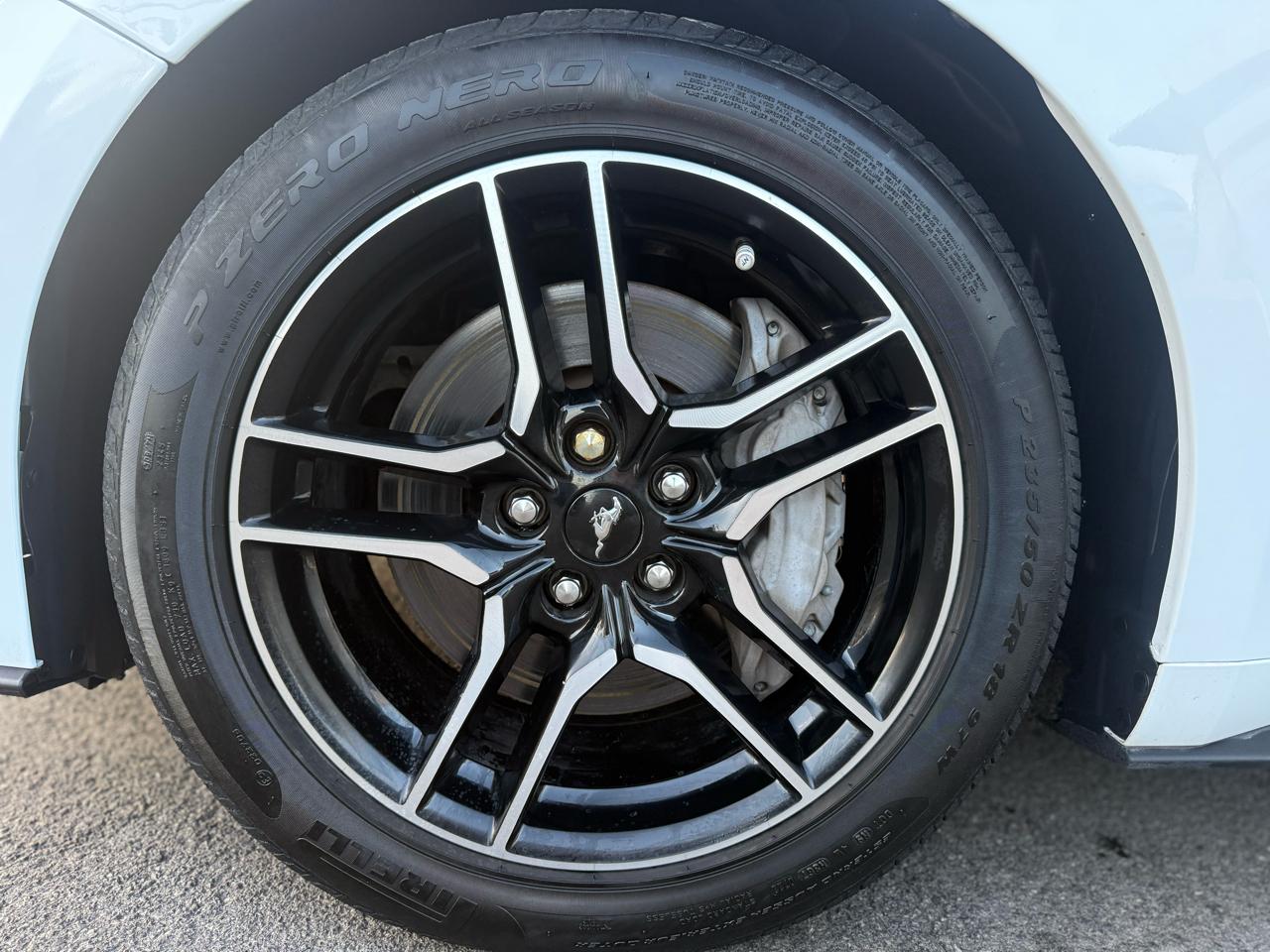 Ford Mustang GT Premium Coupe 2019