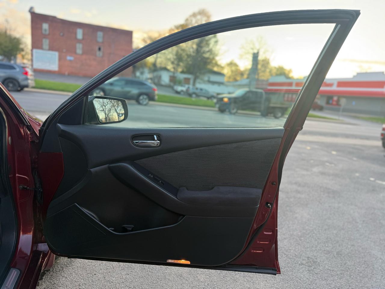 Nissan Altima 2.5 S 2012