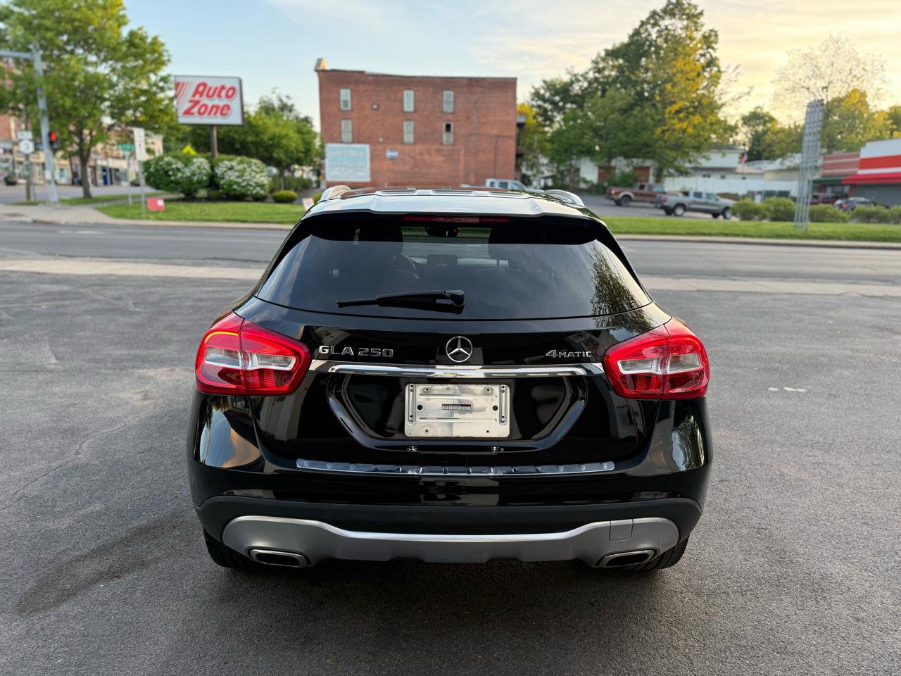 Mercedes-Benz GLA-Class GLA250 4MATIC 2018