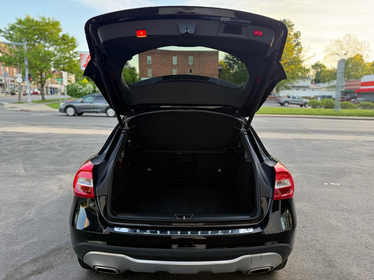 Mercedes-Benz GLA-Class GLA250 4MATIC 2018