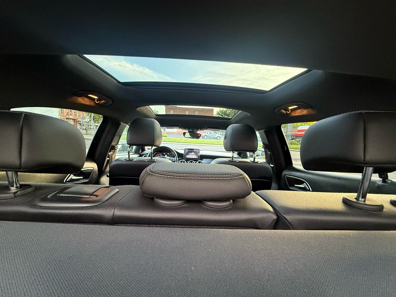 Mercedes-Benz GLA-Class GLA250 4MATIC 2018