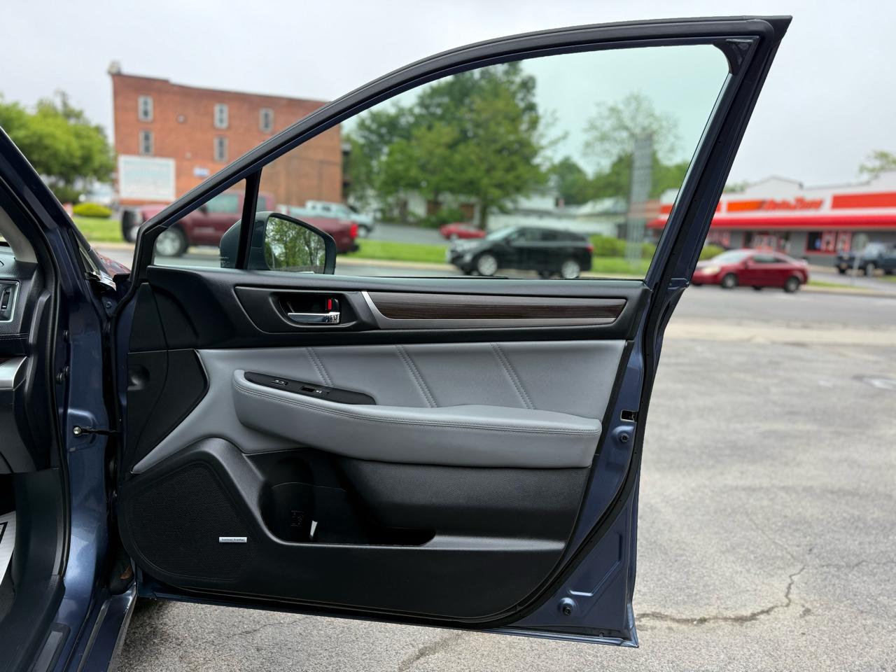 Subaru Legacy 2.5i Limited 2018