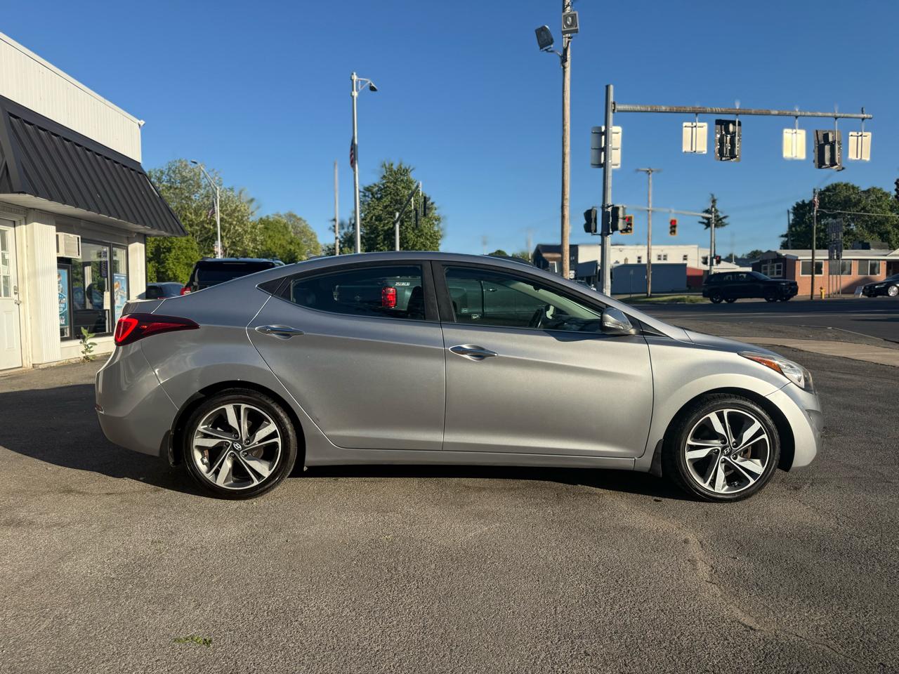 Hyundai Elantra Limited 2015
