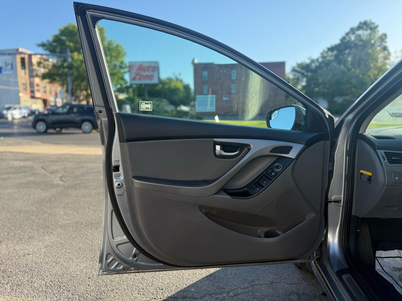 Hyundai Elantra Limited 2015