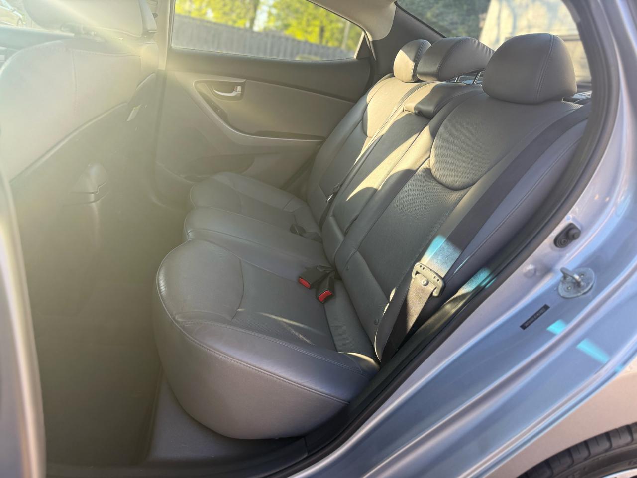 Hyundai Elantra Limited 2015