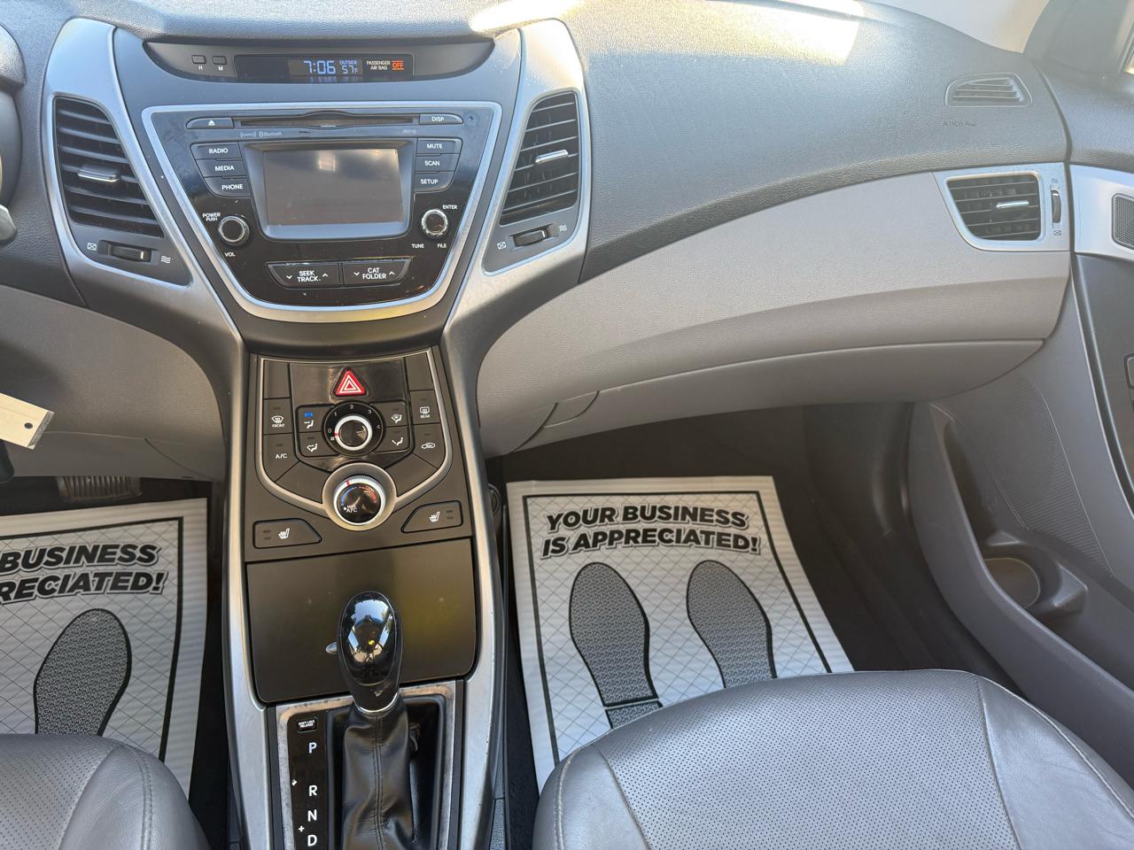Hyundai Elantra Limited 2015
