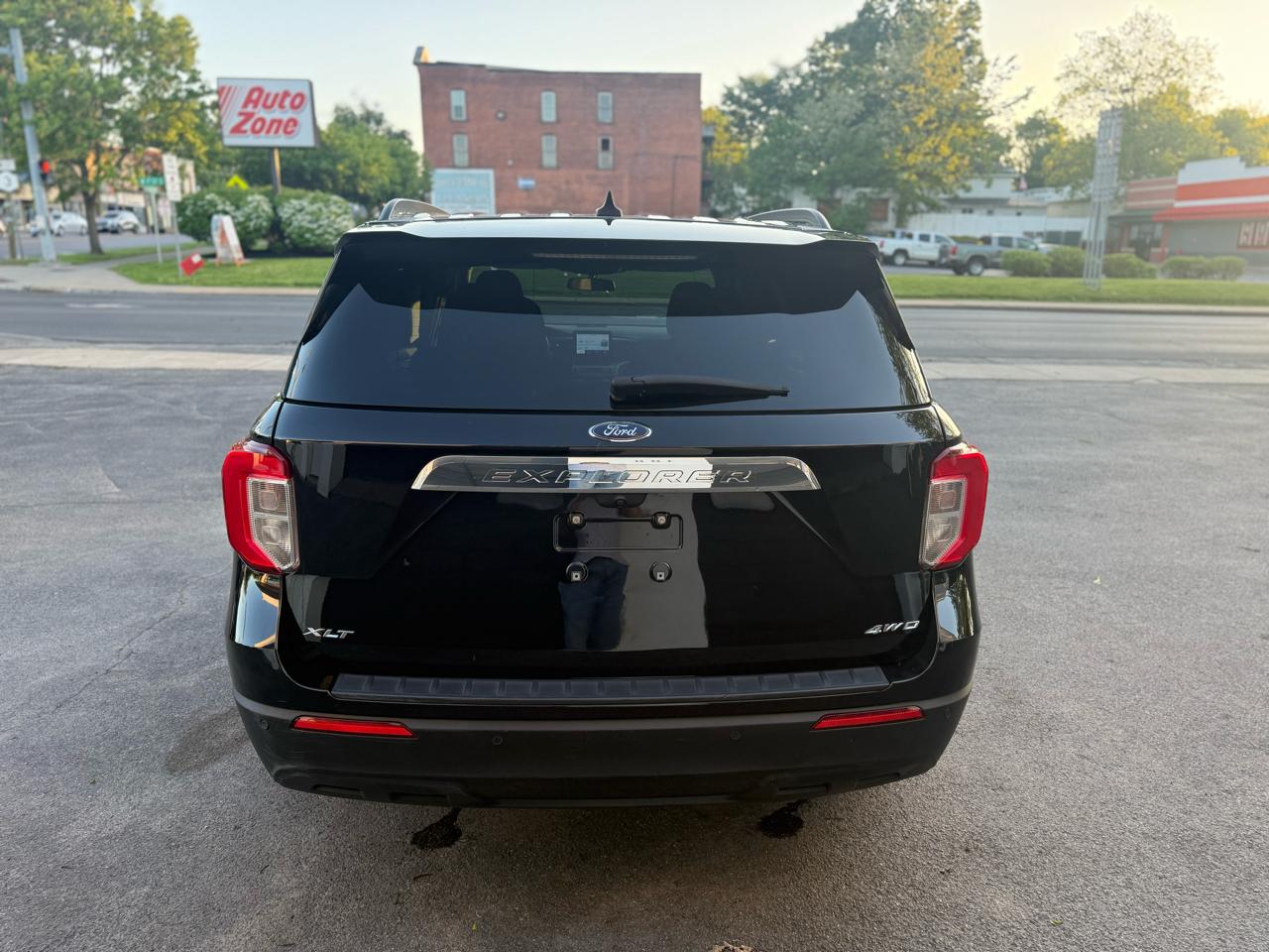 Ford Explorer XLT 4WD 2022