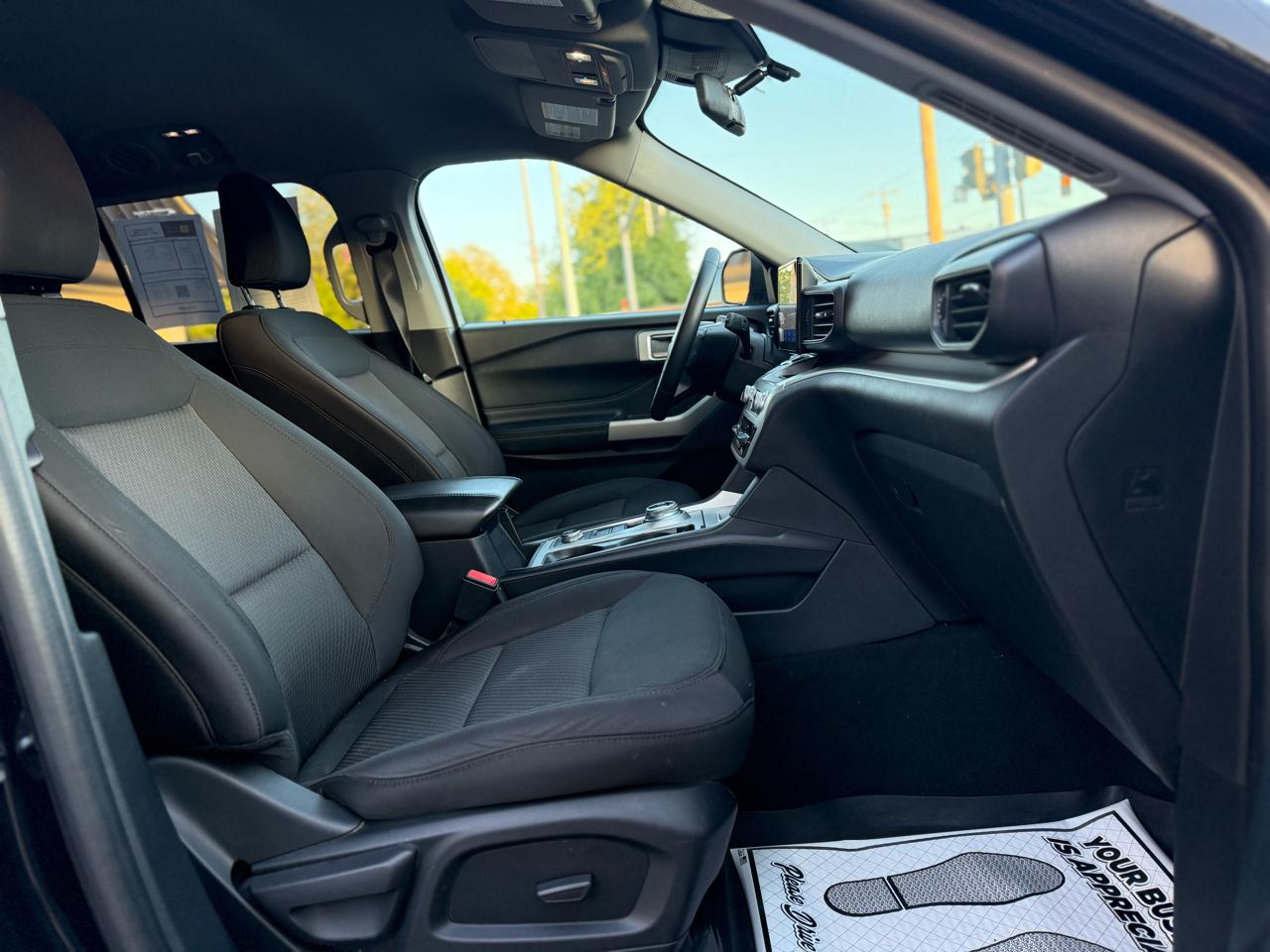 Ford Explorer XLT 4WD 2022