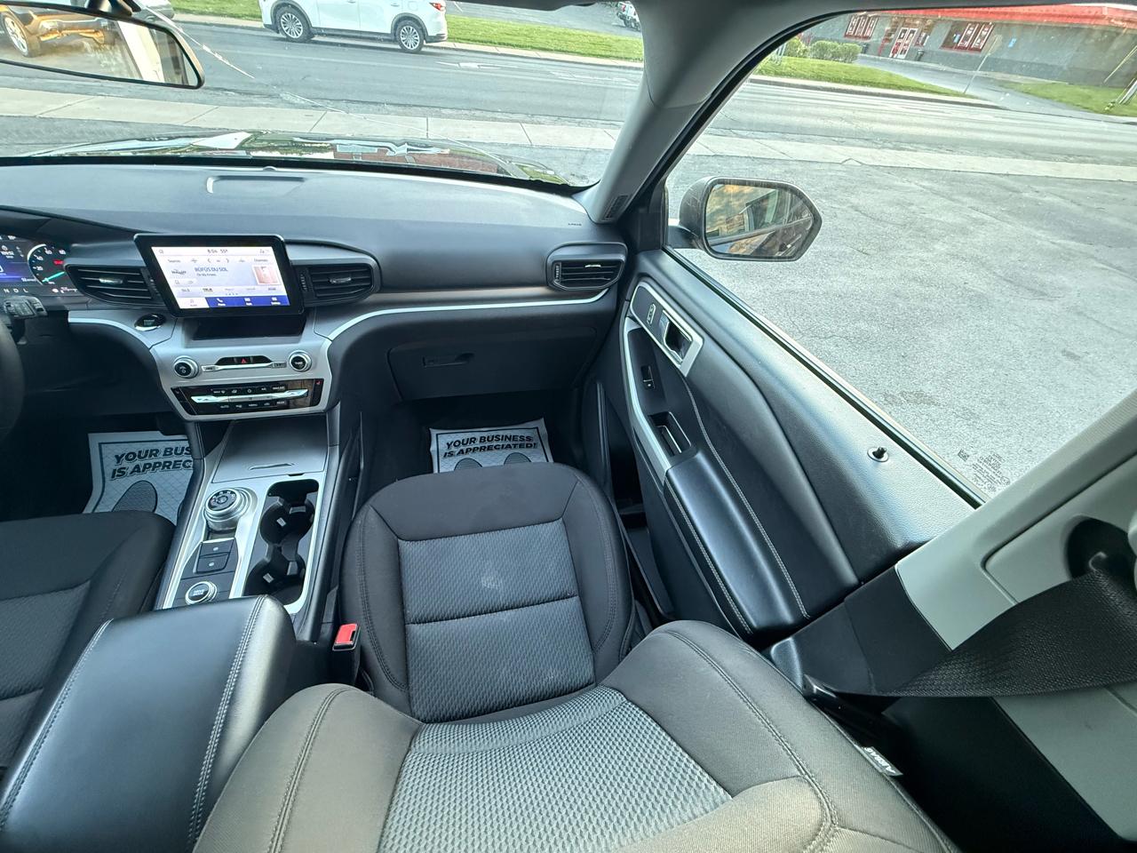 Ford Explorer XLT 4WD 2022