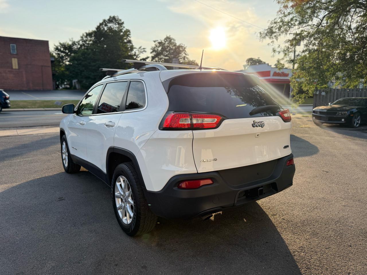 Jeep Cherokee Latitude 4WD 2016
